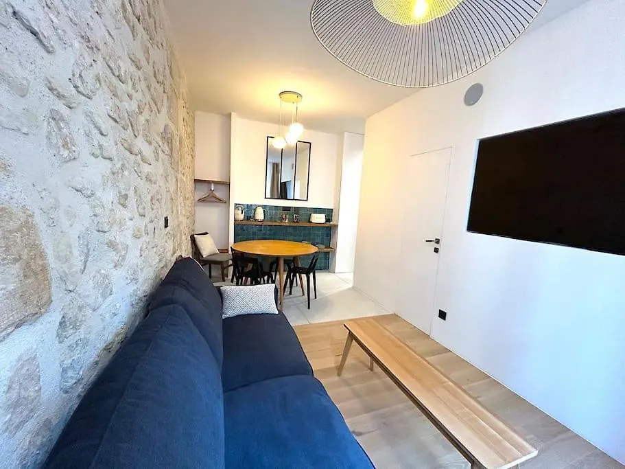 Louvre -Notre Dame 2Bd, 2Bath Ac Apartment Paris