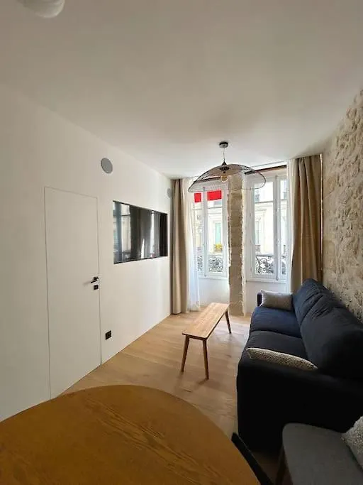 Louvre -Notre Dame 2Bd, 2Bath Ac Apartment Paris