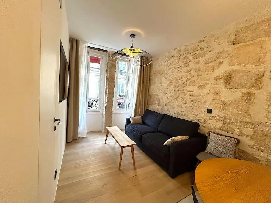 Louvre -Notre Dame 2Bd, 2Bath Ac Apartment Paris